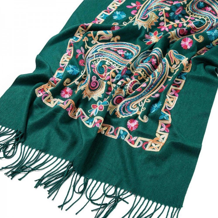 Жіночий кашеміровий шарф зелений лісовий з вишивкою - 2