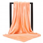 Атласный платок женский персиковый однотонный, 90*90 см
