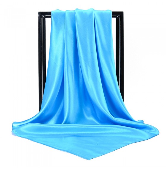 Атласный платок шелковый голубой однотонный 90*90 см