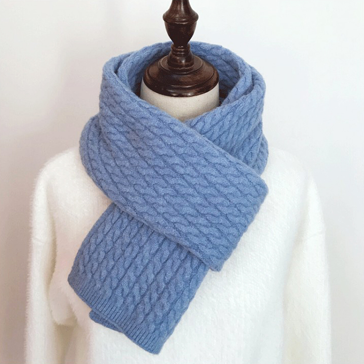 В'язаний шарф вовняний блакитний з візерунком, 160*25 см