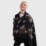 Жіночий шарф чорний з вишивкою у французькому стилі, 185*70 см