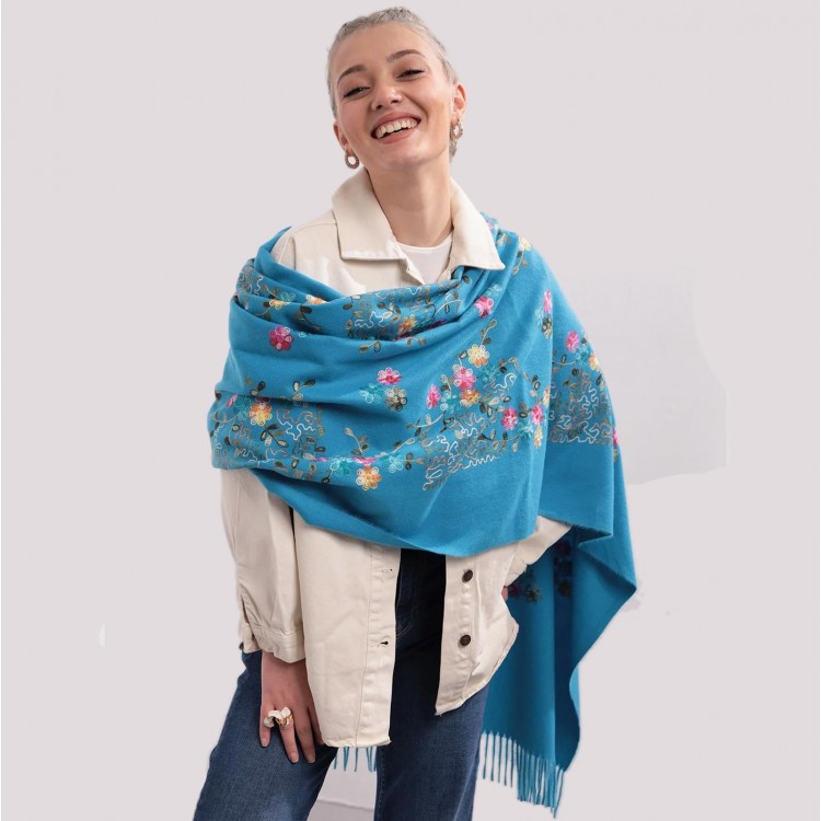 Жіночий шарф блакитний з французькою вишивкою, 185*70 см - 2
