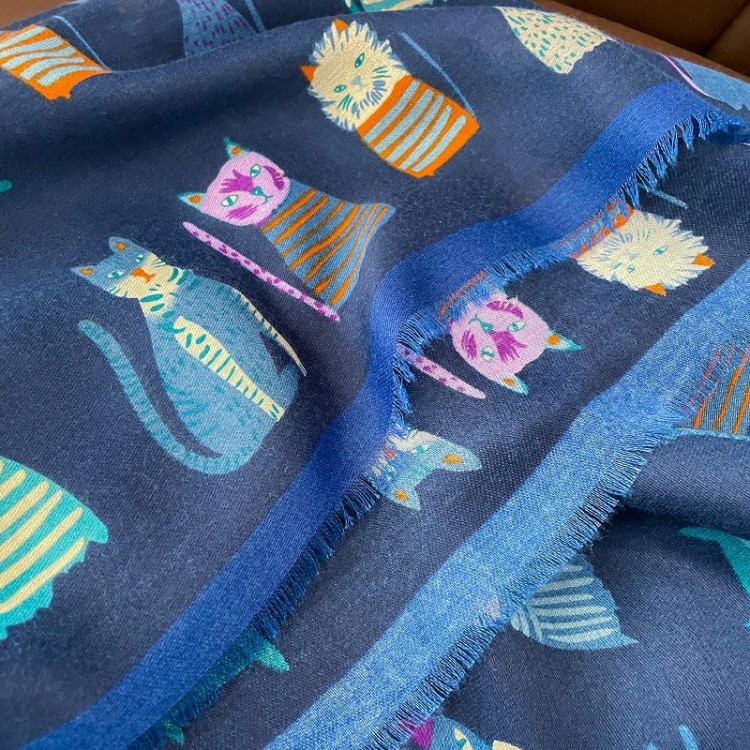 Жіночий шарф-палантин синій із котами, 180*85 - 6