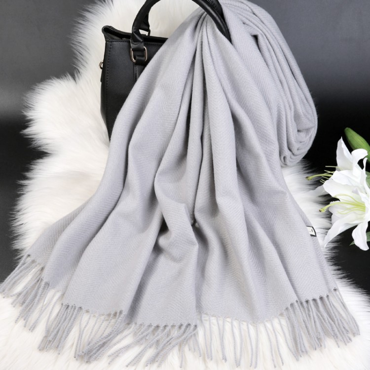 Вовняний шарф жіночий однотонний ніжний grey - 3