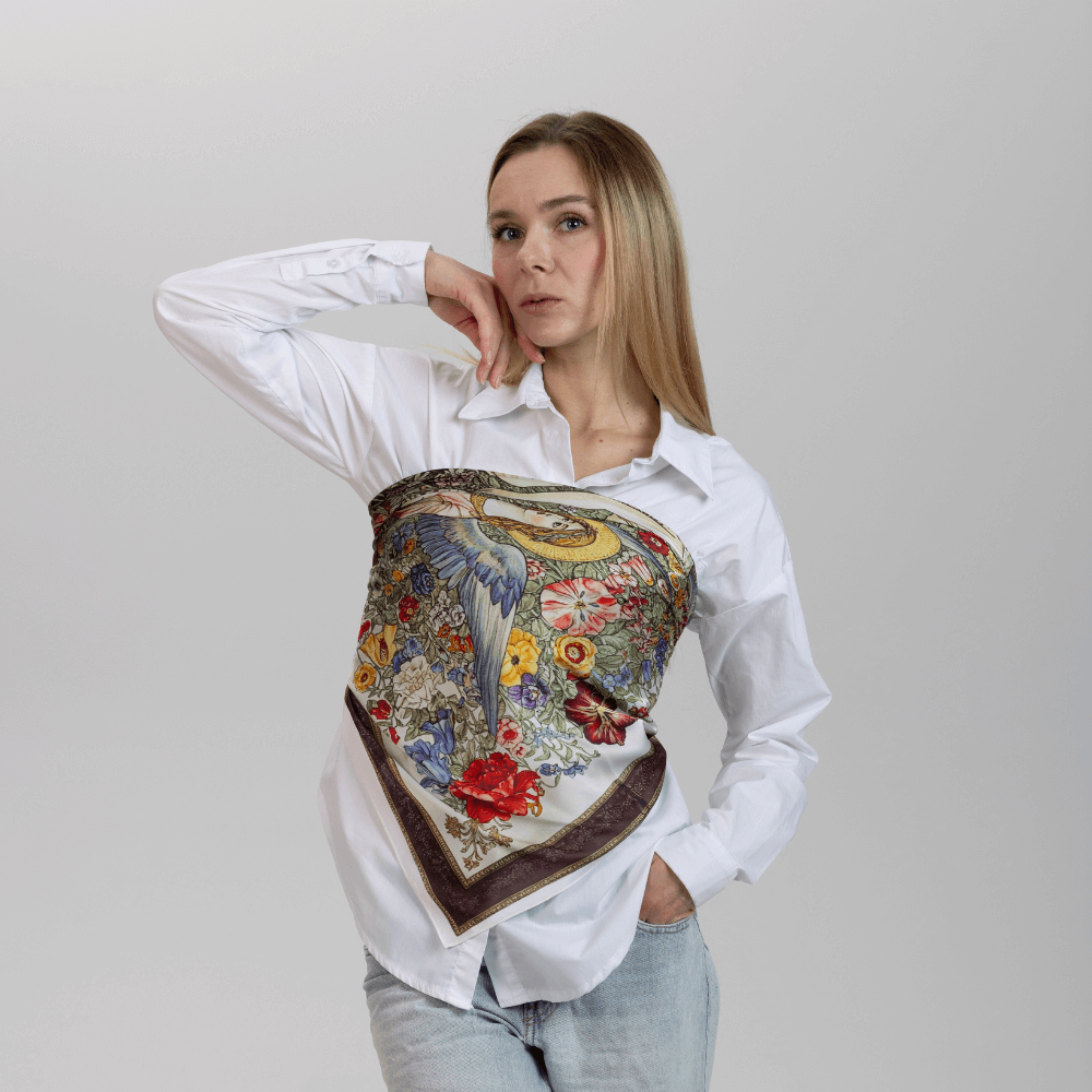 Хустка шовкова дизайнерська «Янголи з квітами» 90×90 см - 6
