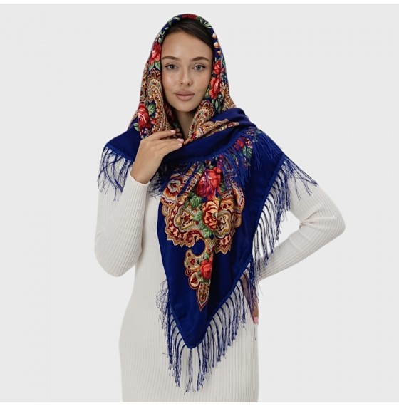 Українська синя хустка в народному стилі, 130*130 см Українська синя хустка в народному стилі, 130*130 см