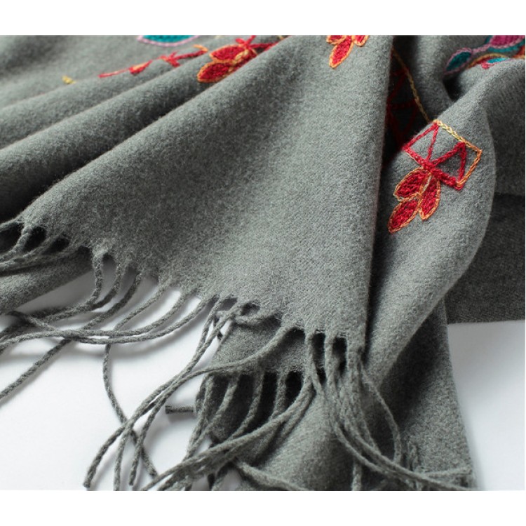 Кашеміровий шарф палантин вишитий сірий  - 8