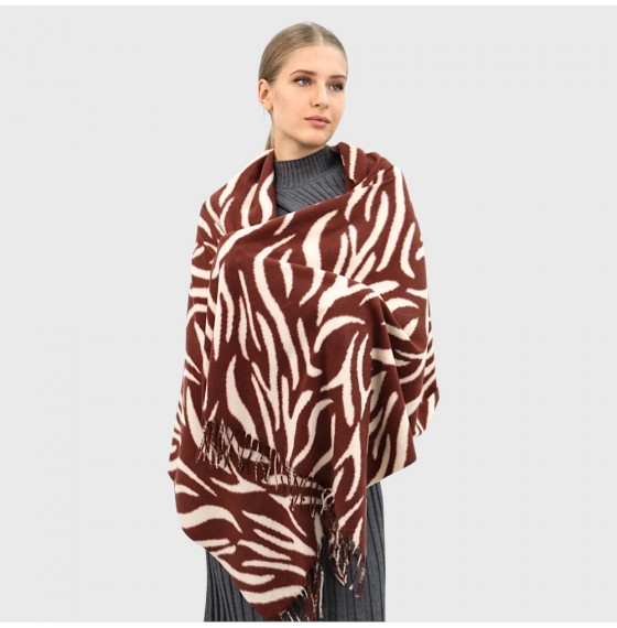 Женский шарф зебровый принт молочно-коричневый 190х70 см