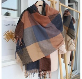 Женский шарф кашемировый карамельно-графитовый в квадраты 180х70 см