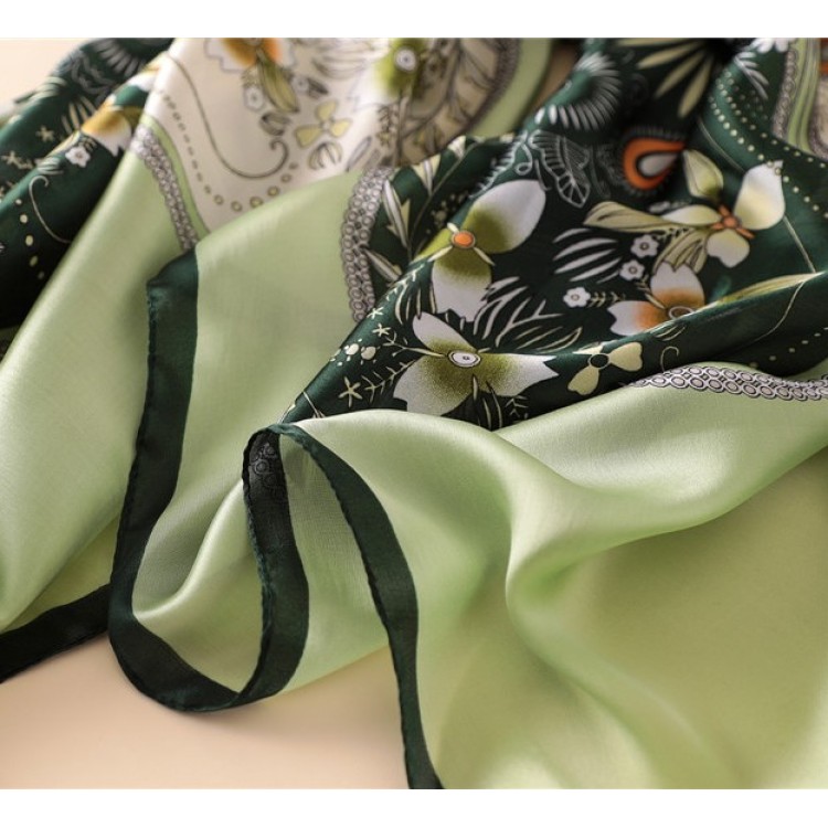 Шовковий шарф жіночий зелена свіжість - 3