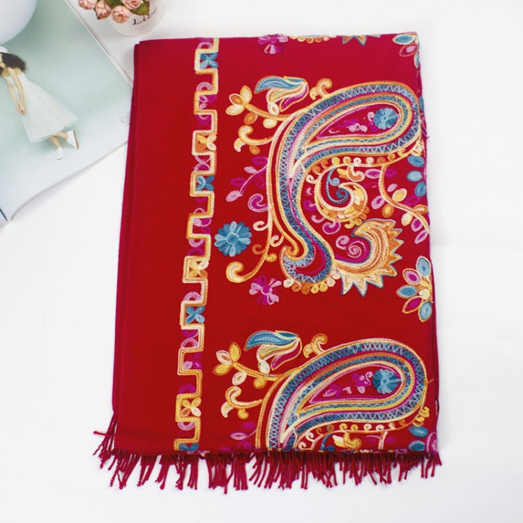 Жіночий шарф палантин бордовий з вишивкою бута - 2