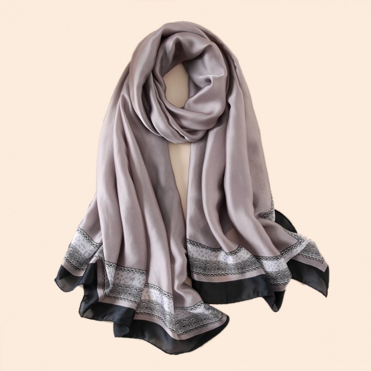 Елегантний шарф шовковий темно-сірий перламутровий