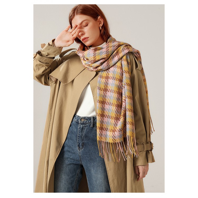 Жіночий шарф-палантин кольоровий з бахромою 180*70 см - 2