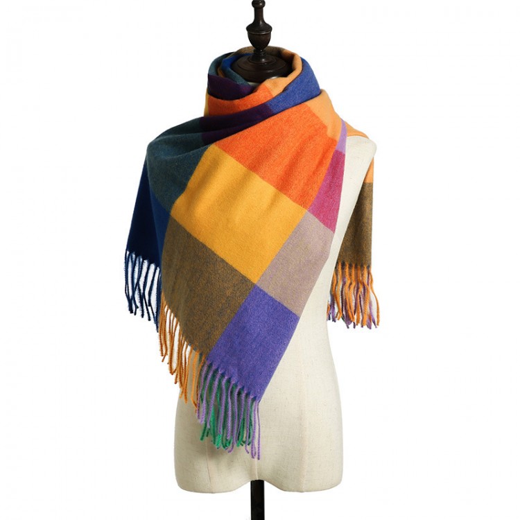Вовняний шарф кольорові квадрати з бахромою 180*70 см - 2