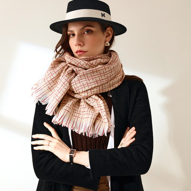 Жіночий шарф вовняний бежевий карамельний 180*70 см - 4