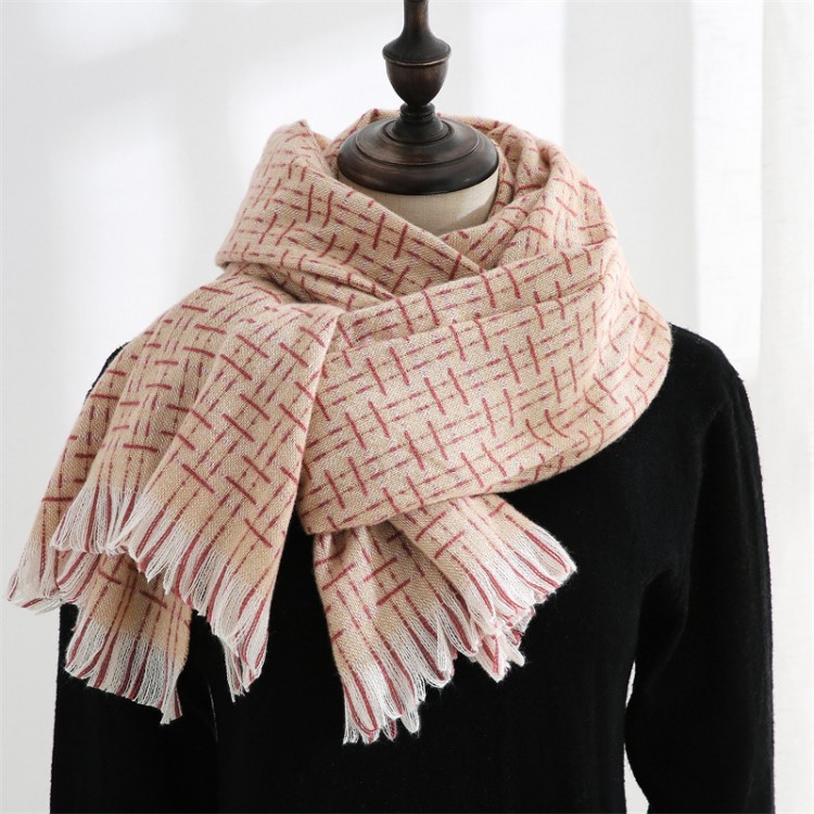 Жіночий шарф вовняний бежевий карамельний 180*70 см - 3