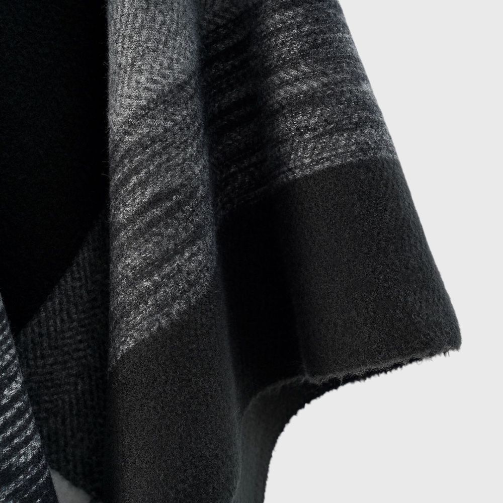 Жіноче пончо накидка чорно-сіре двостороннє вовна акрил 150х130 - 5