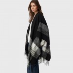 Жіноче пончо накидка чорно-сіре двостороннє вовна акрил 150х130