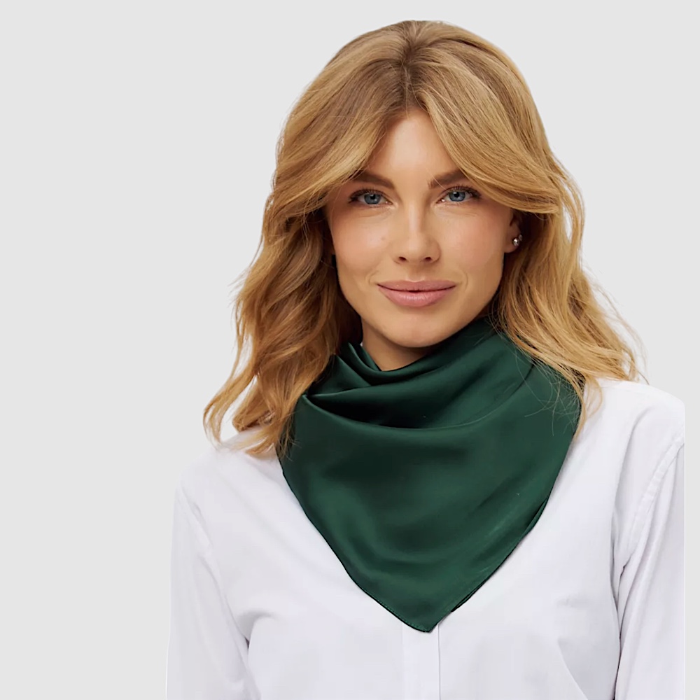 Жіноча хустка шовкова малахітова зелена 70*70 см