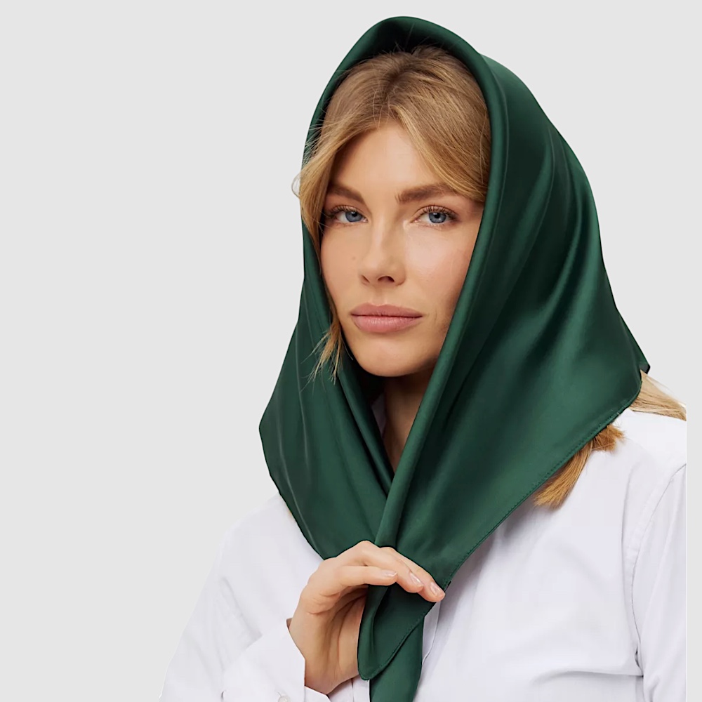 Жіноча хустка шовкова малахітова зелена 70*70 см - 2